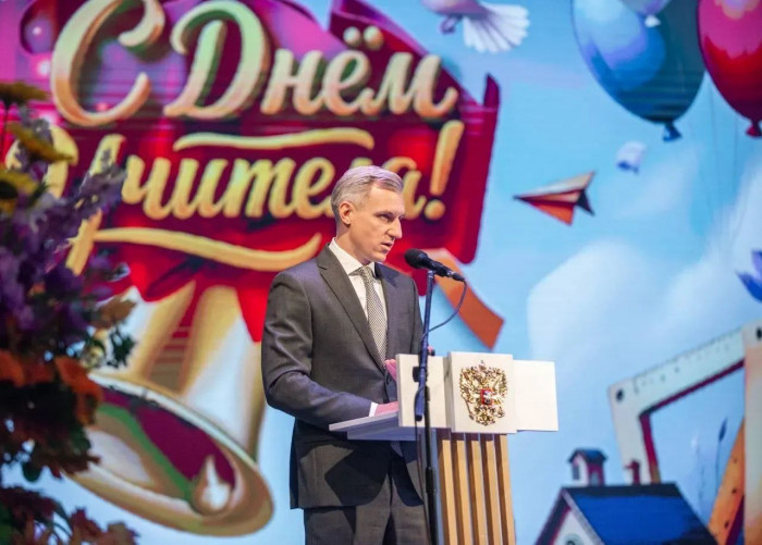 e73744d8-fac2-4d03-9675-8