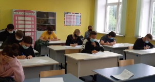 школьники Смоленска прошли отборочные испытания для поступления в класс пожарно-спасательного профиля - фото - 7