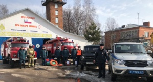 в городе Ельне Смоленской области провели смотр готовности сил и средств к весеннему половодью - фото - 4
