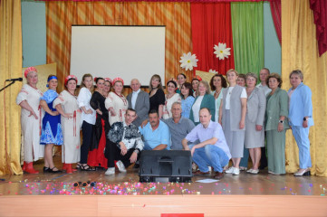 в преддверии своего профессионального праздника медицинские работники Сычевского района принимали поздравления - фото - 3
