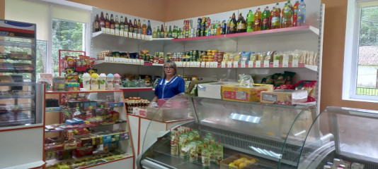 в деревне Вараксино Сычёвского муниципального округа открылся новый продуктовый магазин - фото - 1