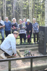 "пепел в сердцах"- напоминание о трагическом 1942-ом годе - фото - 1