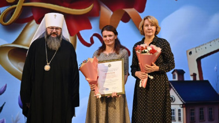 в Культурно-досуговом центре «Губернский» в Смоленске прошло областное мероприятие, приуроченное ко Дню учителя - фото - 1