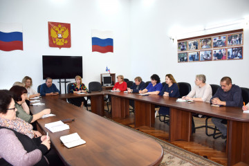 глава округа обсудила важные вопросы на расширенном совещании - фото - 1